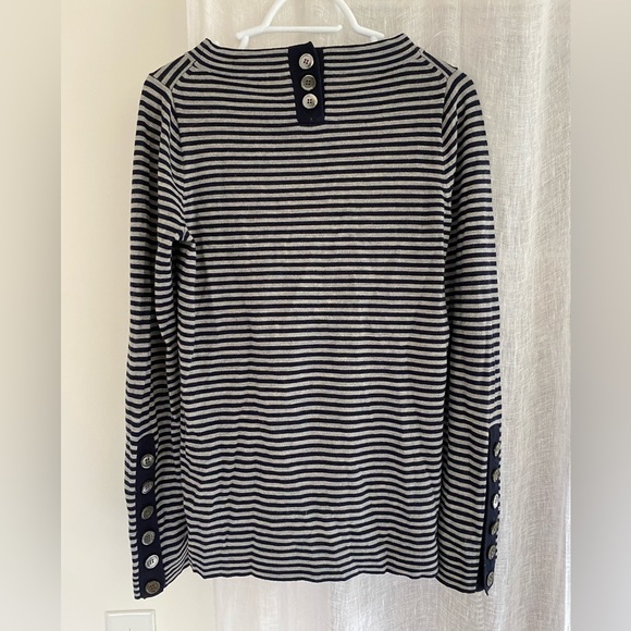 J.Crew 100% Merino Wool Sweater - Picture 3 of 7